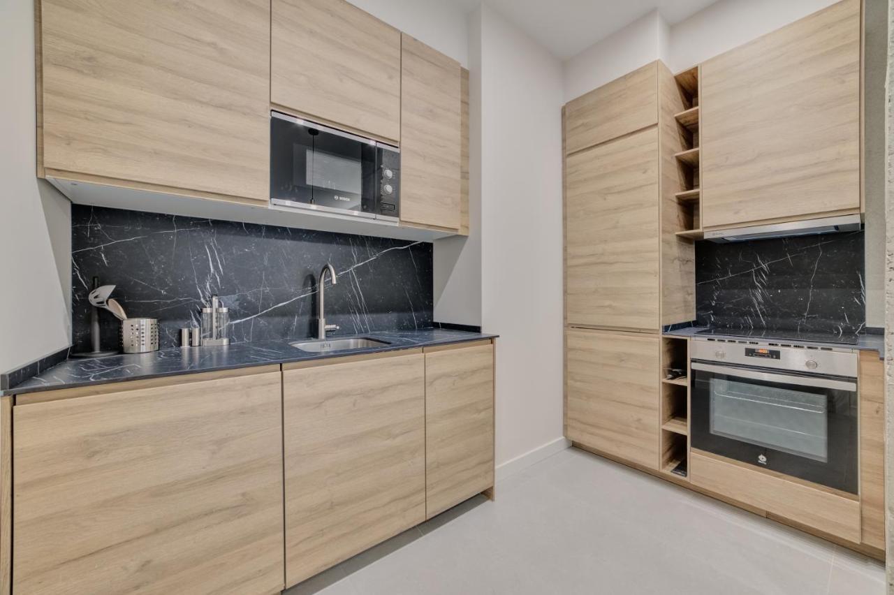 Confort By Clabao